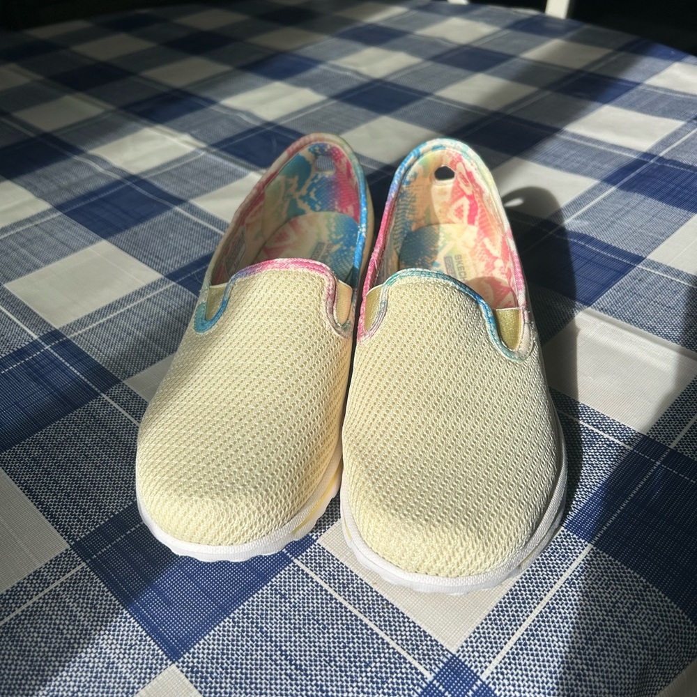Skechers soft Yellow Slip-On Sneakers. - Picture 12 of 12